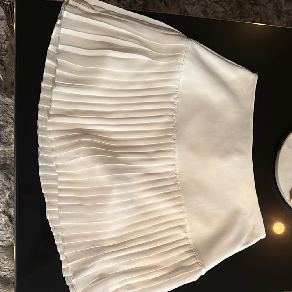 Carbon38 White Pleated Skater Mini Skirt - Picture 7 of 8